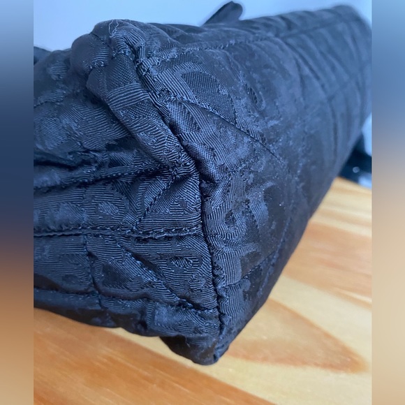 ๐ Christian Dior Quilted Logo Canvas Black Tote Bag - Picture 8 of 17